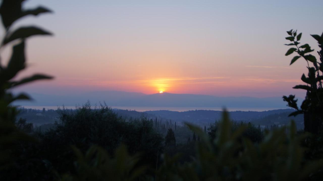 Corfu Luxury Apartment, Tranquility, Mountain & Sea Views Agios Gordios  Exterior foto